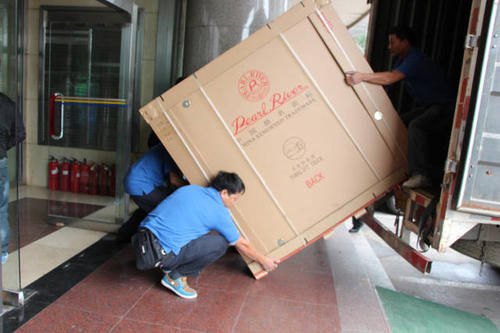 建邺钢琴贵重工艺品无忧运